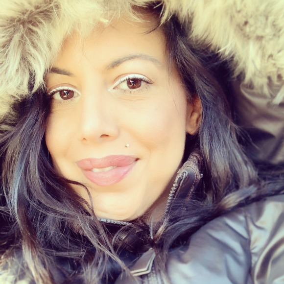 Meet your Posher, Tina - Picture 1 of 1